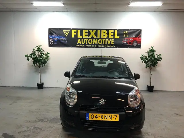Suzuki Alto 1.0 / Automaat / Airco / 5-Deurs / 2012 Benzine 2