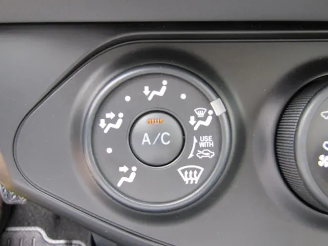 Toyota Yaris 1.0 VVT-i Trend 2016 Benzine 18