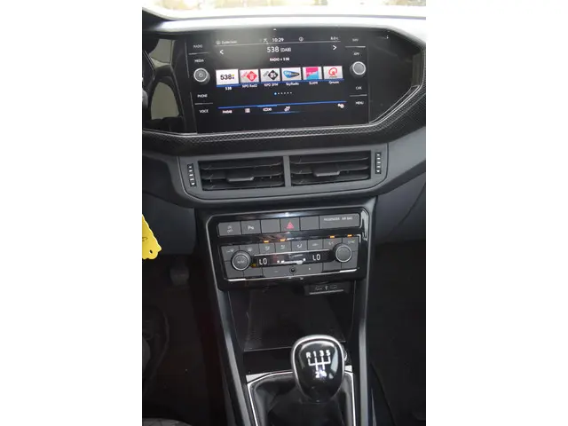 Volkswagen T-Cross 1.0 TSI Life 2021 Benzine 30