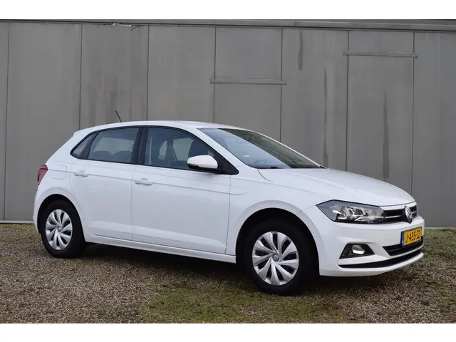 Volkswagen Polo 1.0 TSI Comfortline 2020 Benzine 2
