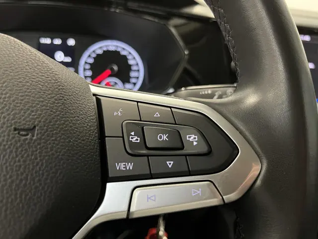 Volkswagen T-Cross 1.0 TSI Life 2019 Benzine 28