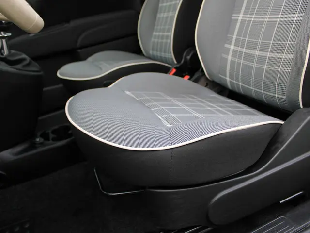 Fiat 500 1.2 Lounge 2018 Benzine 12