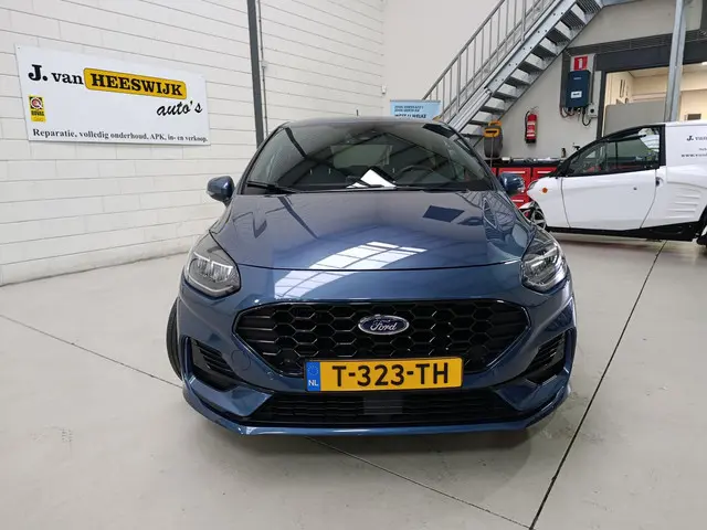 Ford Fiesta 1.0 EcoBoost Hybrid ST-Line X 2023 Benzine 21