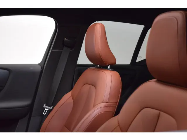 Volvo XC40 T2 130pk AUT8 Business Pro 2020 Benzine 15