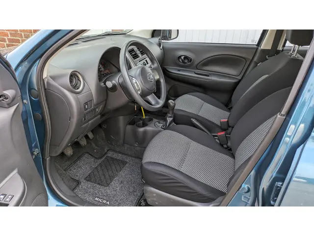 Nissan Micra 1.2 Visia Pack - airco - 5drs. 2015 Benzine 18
