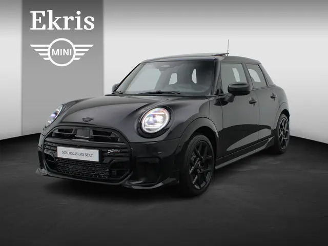 MINI 5-Deurs Cooper C 2025 Benzine