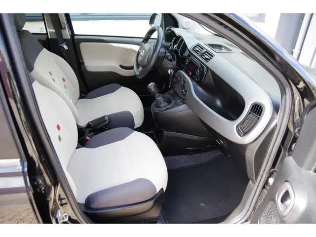 Fiat Panda 0.9 TwinAir Lounge 2013 Benzine 14