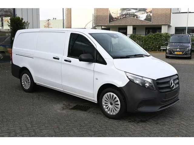 Mercedes-Benz Vito 116 CDI L2 Pro 2024 Diesel 9