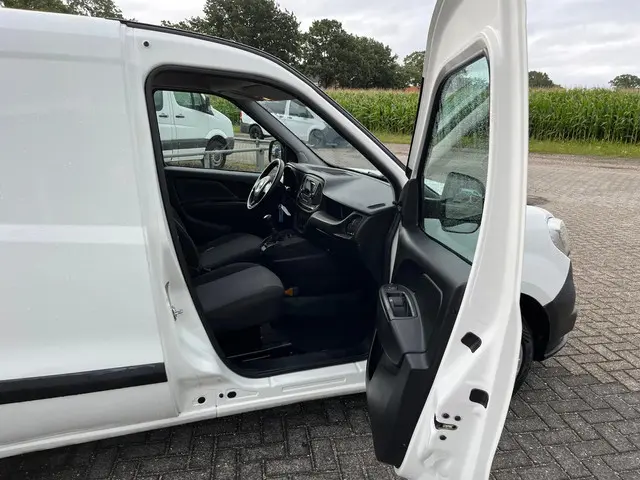 Fiat Doblò Cargo 1.3 MJ L1H1 Actual 2015 Diesel 11
