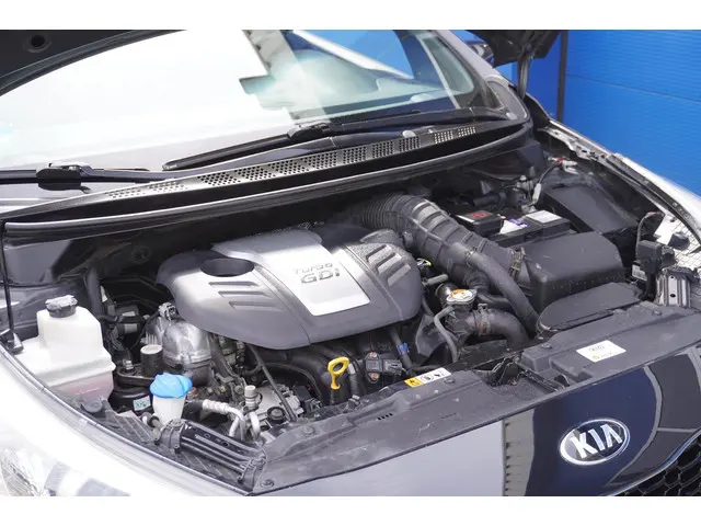 Kia cee'd 1.6 GT 2013 Benzine 10