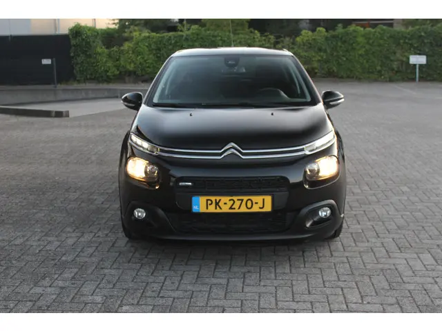 Citroën C3 1.2 PureTech S&S Shine 2017 Benzine 8