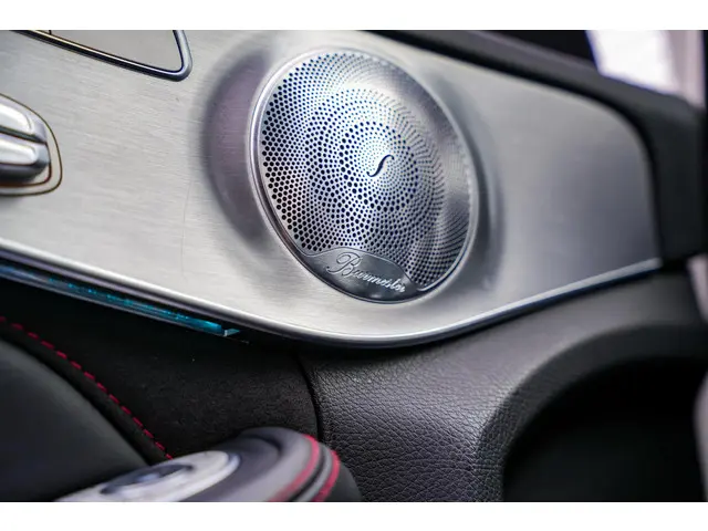 Mercedes-Benz C-Klasse AMG 63 2015 Benzine 27