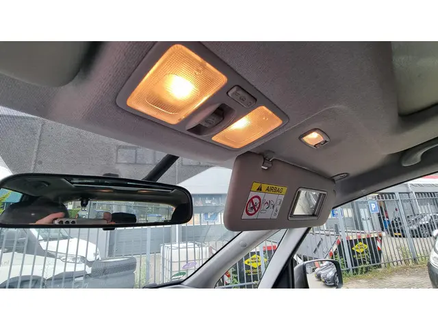 Hyundai ix20 1.6i i-Catcher 2014 Benzine 34