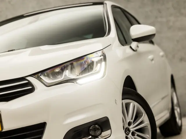 Citroën C4 1.2 PureTech Sport 2016 Benzine 13