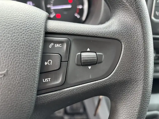 Toyota ProAce Compact 1.5 D-4D Navigator 2021 Diesel 23