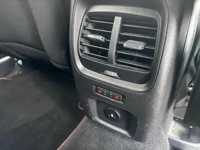 Ford Kuga 2.5 PHEV ST-Line 2023 Hybride Benzine 32