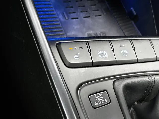 Hyundai i20 1.0 T-GDI 48V 120PK COMFORT 2023 Benzine 9