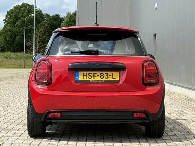 MINI Electric Mini MINI Electric 33 kWh 2022 Elektrisch 13