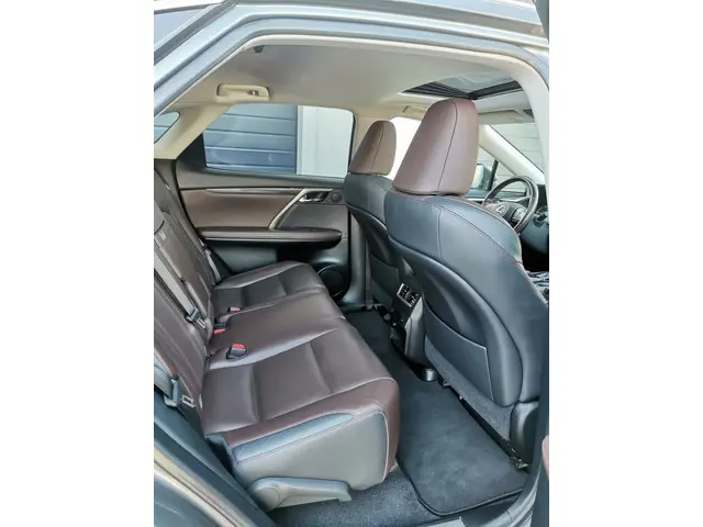 Lexus RX 450h 4WD IN NIEUW STAAT 2015 Hybride Benzine 21