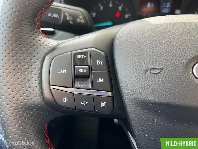 Ford Focus 1.0 EcoBoost st-line be 2020 Benzine 35
