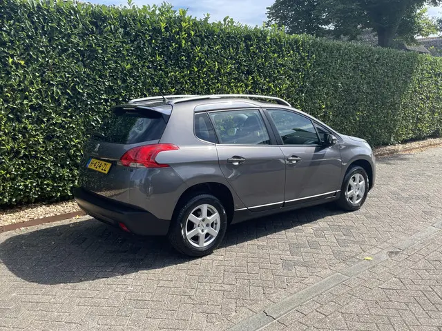 Peugeot 2008 1.2 PureTech Access 2014 Benzine 17