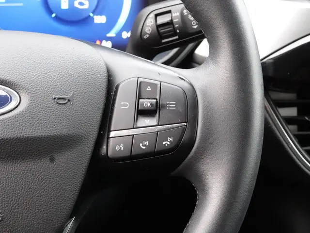 Ford Kuga 2.5 PHEV Titanium 2021 Hybride Benzine 28