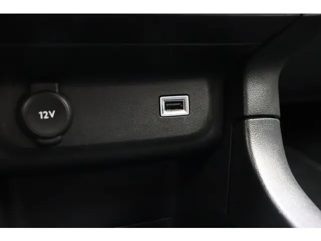 Citroën C3 1.2 PureTech S&S Feel Edition 2019 Benzine 22