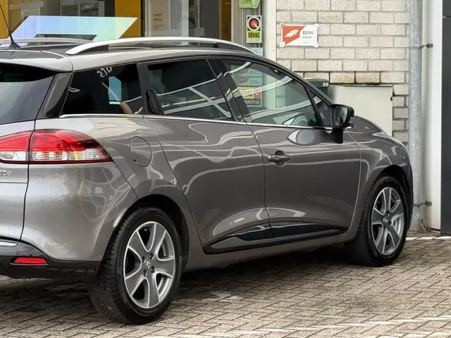 Renault Clio Estate 0.9 TCe Night&Day 2016 Benzine 13