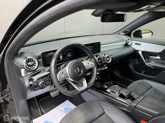Mercedes-Benz A-Klasse 250 Premium Plus 2019 Benzine 10