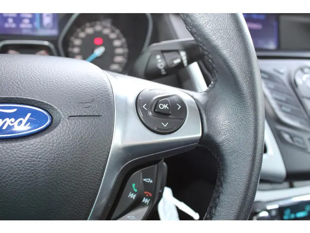 Ford Focus Wagon 1.0 EcoBoost Trend Sport 2012 Benzine 14