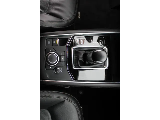Mazda CX-5 2.5 SkyActiv-G 194 Luxury 2019 Benzine 28