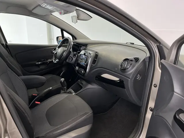 Renault Captur 0.9 TCe Dynamique 2015 Benzine 12