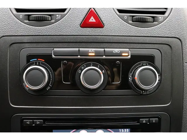 Volkswagen Caddy 1.6 TDI Maxi 2015 Diesel 18