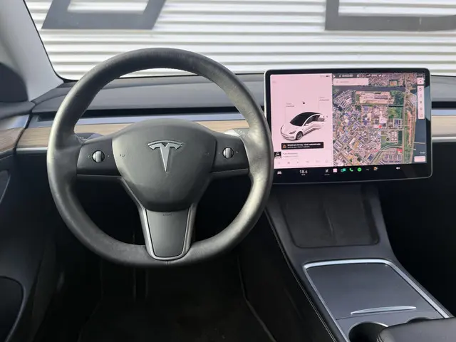 Tesla Model 3 Long Range AWD 75 kWh 2021 Elektrisch 2