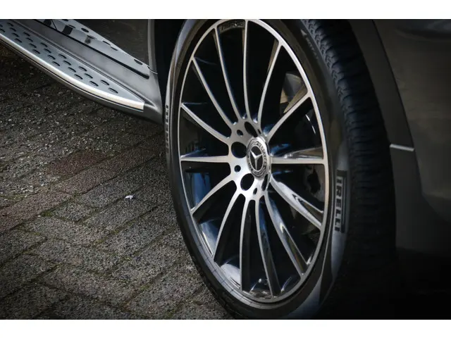 Mercedes-Benz GLC 250 4MATIC 2018 Benzine 13