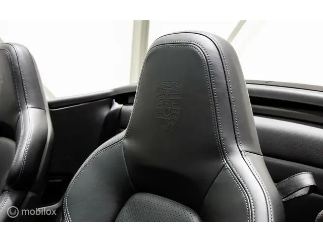 Porsche 911 Cabrio 3.0 Carrera 4 S 2019 Benzine 15