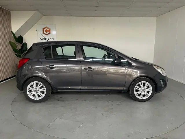 Opel Corsa 1.2-16V Berlin Airco, LMV, 5 deurs 2013 Benzine 7