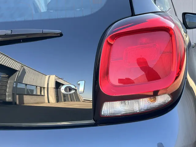 Citroën C1 1.0 e-VTi Shine 2015 Benzine 43