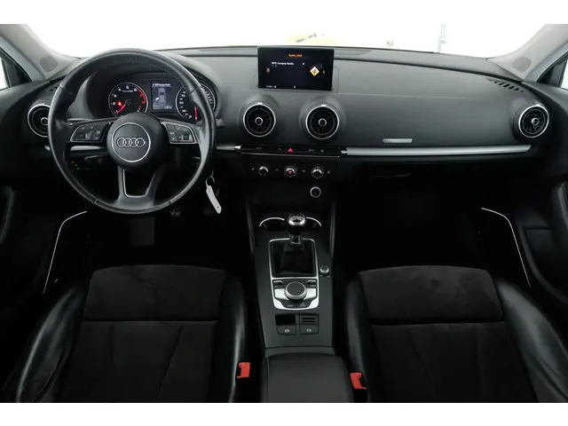 Audi A3 Sportback 1.4 TFSI CoD Pro Line 2017 Benzine 3