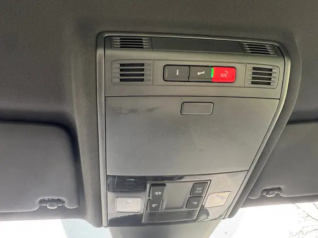 Volkswagen e-Golf E-Golf 2017 Elektrisch 23