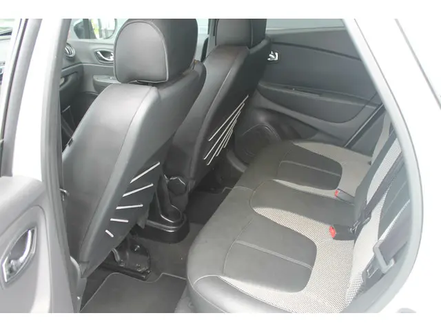 Renault Captur 1.2 TCe Wave 2016 Benzine 21