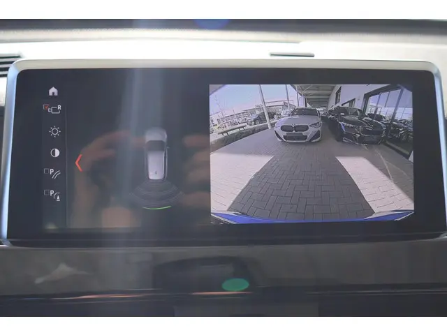 BMW X1 xDrive25e 2022 Hybride Benzine 16