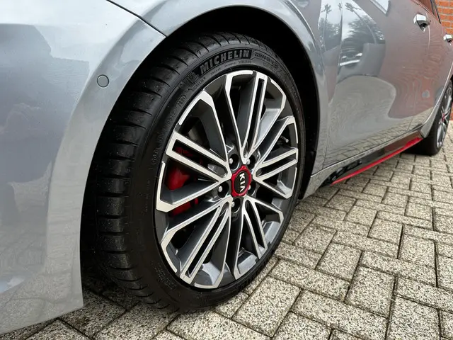 Kia ProCeed 1.6 T-GDi 204pk Automaat GT 2021 Benzine 9