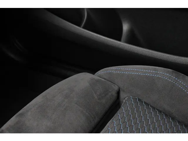 BMW 1 Serie 118i M Sport 2018 Benzine 10