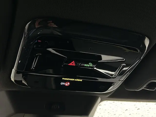 Lynk & Co 01 More 2025 Hybride Benzine 15