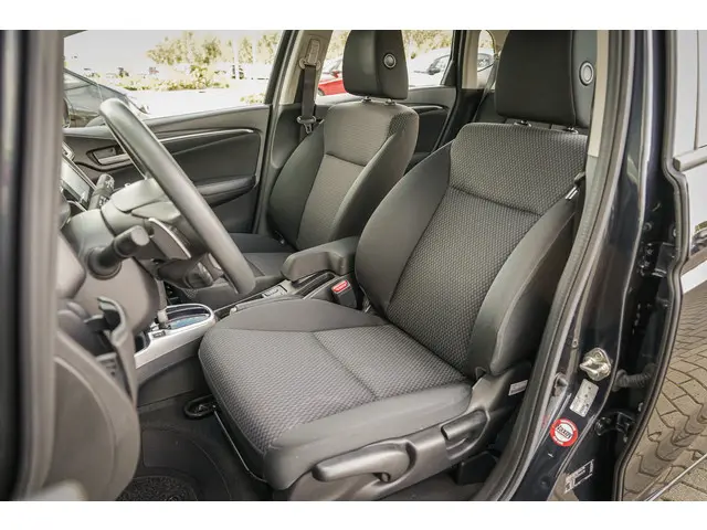 Honda Jazz 1.3i VTEC COMFORT 2019 Benzine 9