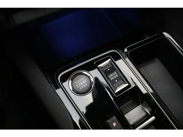 Peugeot 5008 1.2 Hybrid 145 GT 2024 Hybride Benzine 31