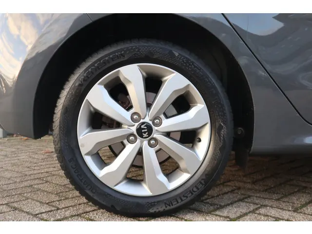Kia Rio 1.0 T-GDi MHEV DynamicPlusLine 2021 Benzine 32