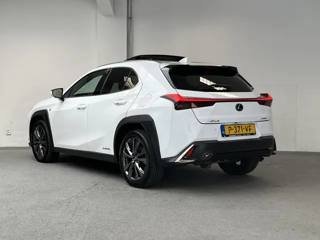Lexus UX 250h AWD F Sport Premium 2019 Hybride Benzine 10