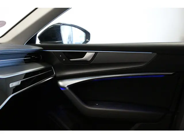 Audi A6 Avant 40 TFSI Pro line 2022 Benzine 9